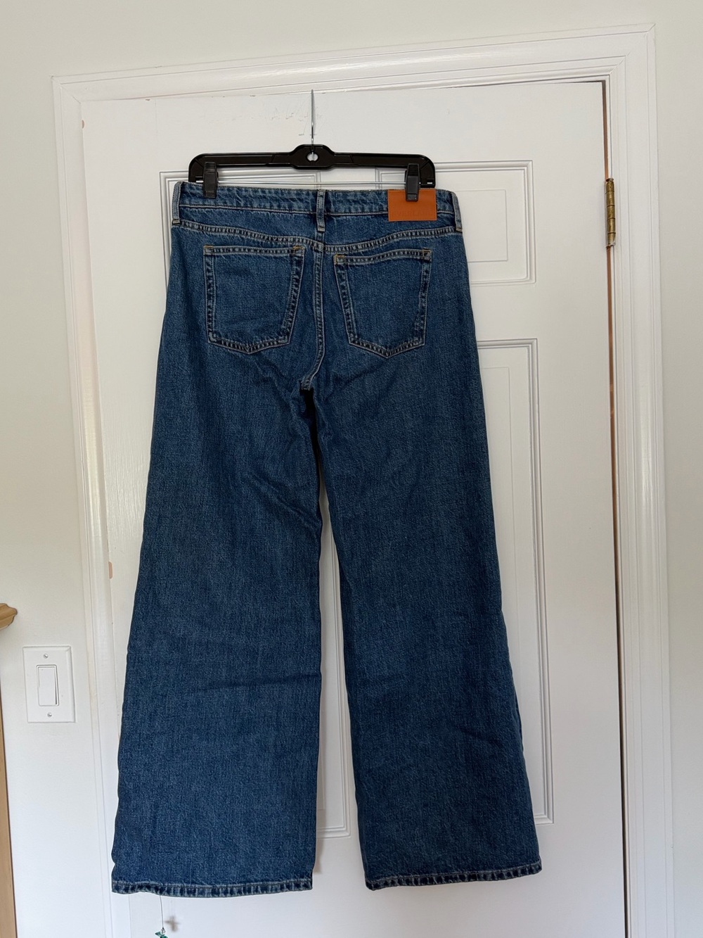 Everlane Low Rise Denim - Picture 3 of 3